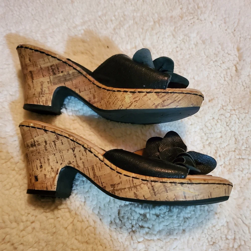 Bjondal Black Flower Wedges - Picture 4 of 7